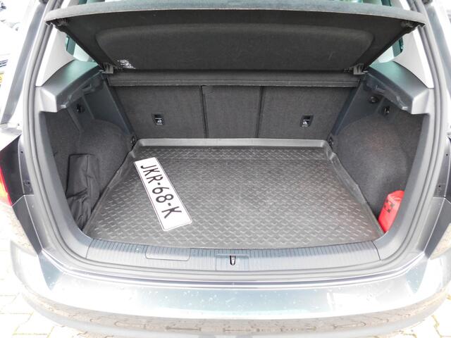 Volkswagen GOLF SPORTSVAN 1.2 TSI/DSG Sound , Xenon, ACC, Trekhaak.