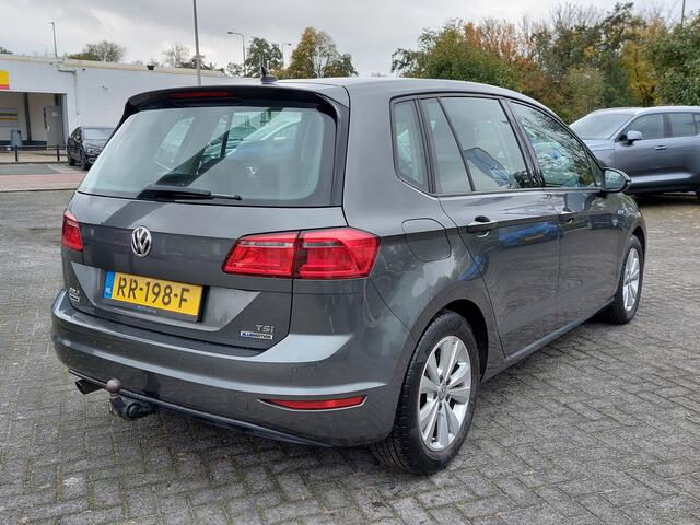Volkswagen GOLF SPORTSVAN 1.0 TSI 116pk DSG Comfortline Executive | Origineel NL | Navi | Apple Carplay+Android Auto | Clima | Cruise | Licht+Regensensor | Pdc V+A | Mistlampen | 16''lm | Trekhaak
