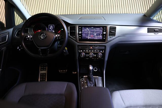 Volkswagen GOLF SPORTSVAN 1.4 TSI DSG Highline ACC DAB NAV BT STOELVW TREKHAAK '18