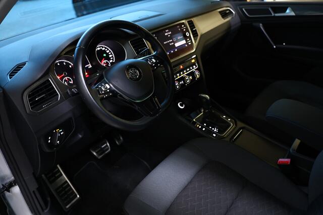 Volkswagen GOLF SPORTSVAN 1.4 TSI DSG Highline ACC DAB NAV BT STOELVW TREKHAAK '18