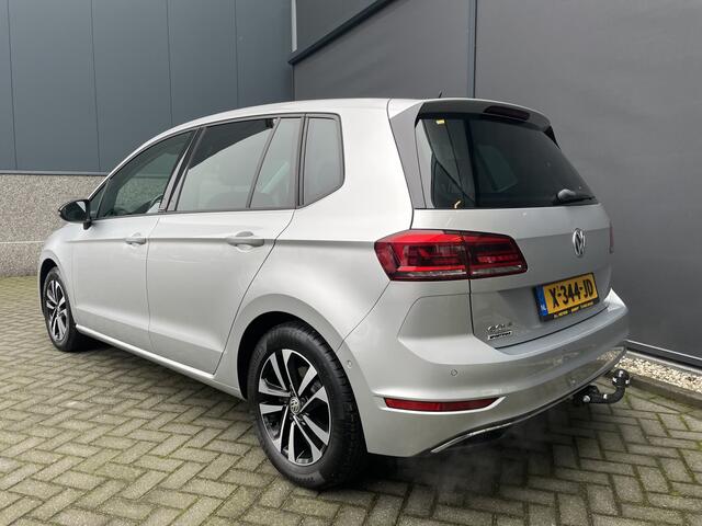 Volkswagen GOLF SPORTSVAN 1.5 TSI ACT Comfortline Airco - Cruise control - Navigatiesysteem - Parkeersensoren voor en achter - Trekhaak - Voorstoelen verwarmd - Licht metalen velgen 16 inch - Radio - Start/stop systeem - Stuur leder - Stuur