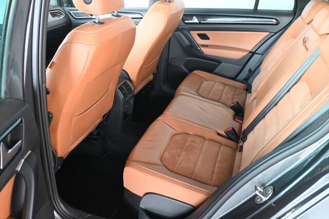 Volkswagen GOLF SPORTSVAN 1.4 TSI Highline Automaat Clima Navigatie Adaptieve Cruise Stoelverwarming Inruil Mogelijk!