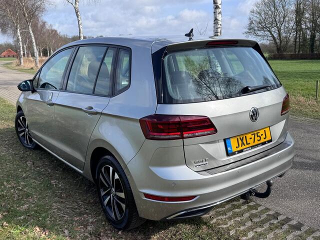 Volkswagen GOLF SPORTSVAN 1.0TSI HIGHLINE / CLIMA / CRUISE / TREKHAAK / 82DKM / RIJKLAAR