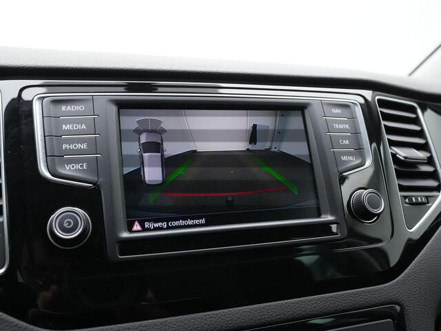 Volkswagen GOLF SPORTSVAN 1.2 TSI 110 pk Highline | 1e eigenaar | Trekhaak | Achteruitrijcamera | Navigatie | Alcantara | Carplay
