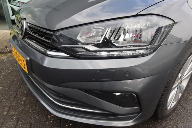 Volkswagen GOLF SPORTSVAN 1.0 TSI ATUOMAAT Comfortline All-Season I TREKHAAK