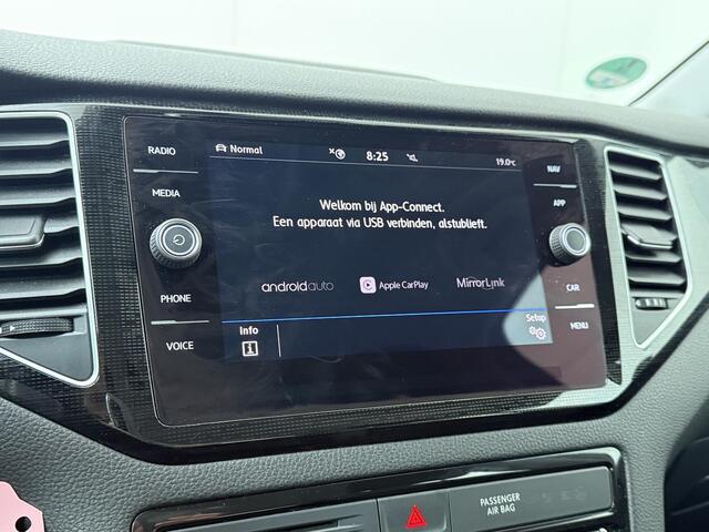 Volkswagen GOLF SPORTSVAN 1.5 TSI ACT Highline | 150 PK | Automaat | Trekhaak | Adaptive cruise control | Achteruitrijcamera |