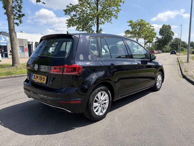 Volkswagen GOLF SPORTSVAN 1.0 TSI Comfortline Automaat DSG 110 PK. Nieuwe auto !!!
