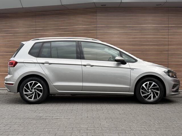 Volkswagen GOLF SPORTSVAN 1.0 TSI Highline Edition Trekhaak / All season banden / Stoel verwarming / Lm Velgen