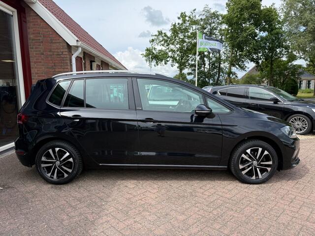 Volkswagen GOLF SPORTSVAN 1.5 TSI ACT Highline