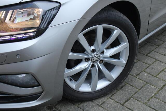 Volkswagen GOLF SPORTSVAN 1.5 TSI 130pk ACT DSG Automaat Comfortline | Afneembare trekhaak | Navigatie | Stoelverwarming