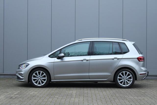Volkswagen GOLF SPORTSVAN 1.5 TSI 130pk ACT DSG Automaat Comfortline | Afneembare trekhaak | Navigatie | Stoelverwarming