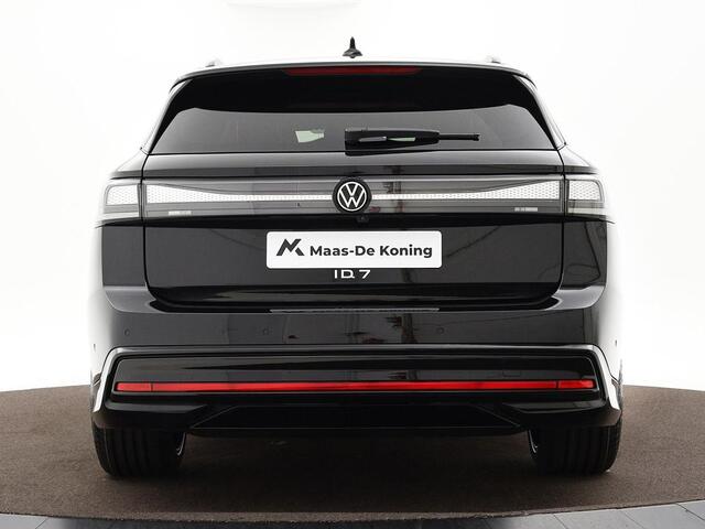 Volkswagen ID ID.7 Tourer Pro Business 77 kWh accu, 210 kW/286 pk Electr. aandrijving · Trekhaak · Velgen 'montreal', 20 inch lichtmetaal