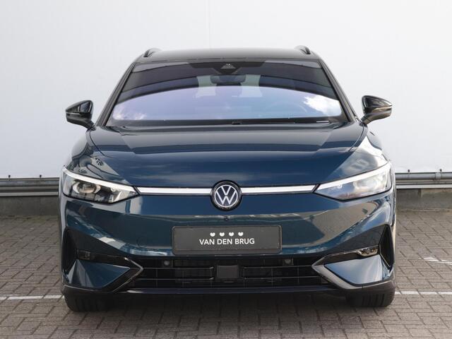 Volkswagen ID ID.7 Tourer Pro Business 77 kWh 286 pk | Trekhaak | Black Edition | Head-up | Stoel en Stuurverwarming |