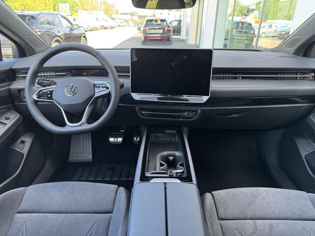 Volkswagen ID ID.7 Tourer Pro Limited Edition 77 kWh accu 286 pk | Massage Stoelen | Head-Up Display | Trekhaak | 360 Camera | Elektrische Stoelen | Elektrische Achterklep |