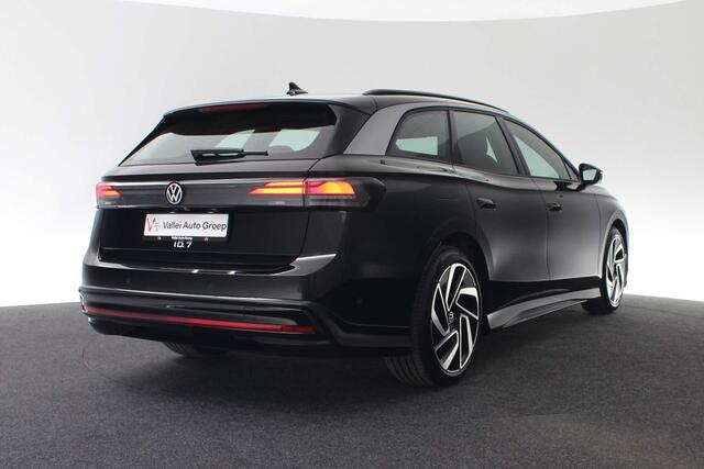 Volkswagen ID ID.7 Pro S 86 kWh accu. 210 kW / 286 pk Variant Elektri | Matrix LED | 360 Camera | HUD | Trekhaak | 20 inch