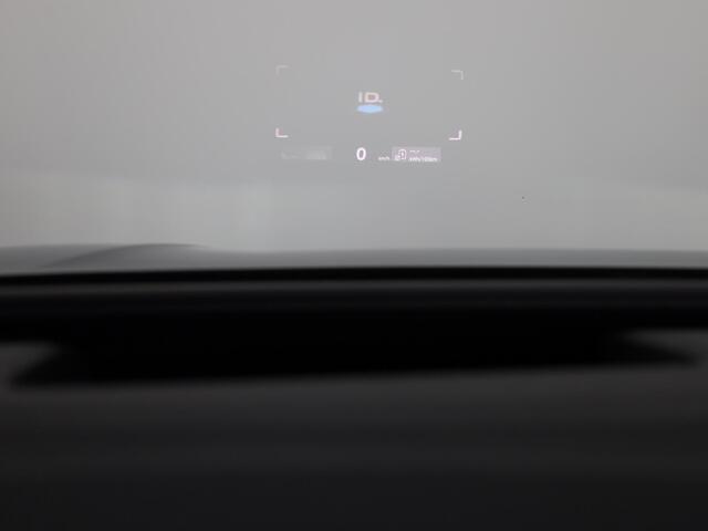 Volkswagen ID ID.7 Pro Business 77 kWh 286 PK | Warmtepomp | 20 Inch | Camera | Navigatie