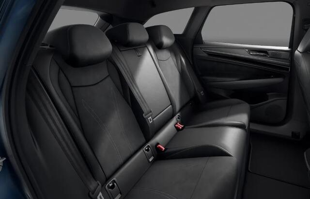 Volkswagen ID ID.7 Tourer Pro Limited Edition 77 kWh !!!Profiteer ook van ¤ 2.000 inruilpremie!!!