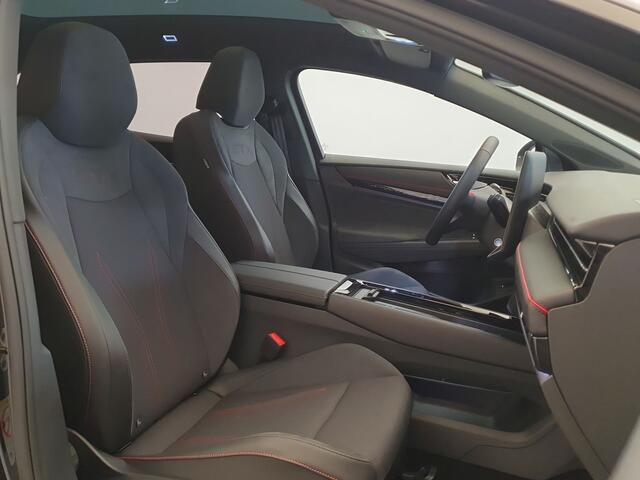 Volkswagen ID ID.7 Tourer GTX 86 kWh Wegklapbare trekhaak, Panoramadak, 360 camera