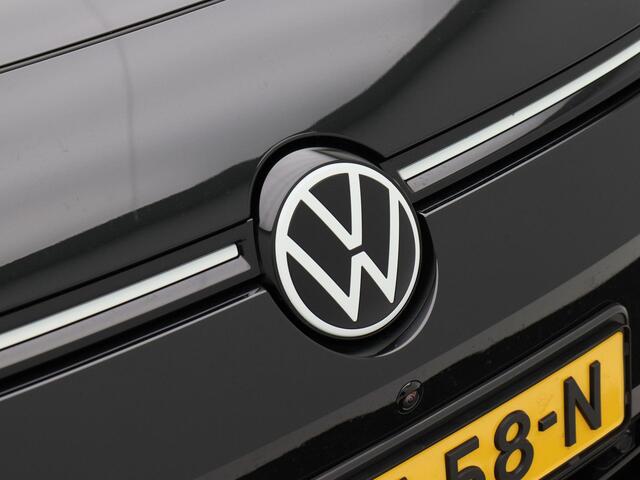 Volkswagen ID ID.7 Tourer Limited Edition 77 kWh 286 pk | Head-Up Display | Sfeerverlichting | Stoelverwarming | Trekhaak | Camera | 20" Velgen |