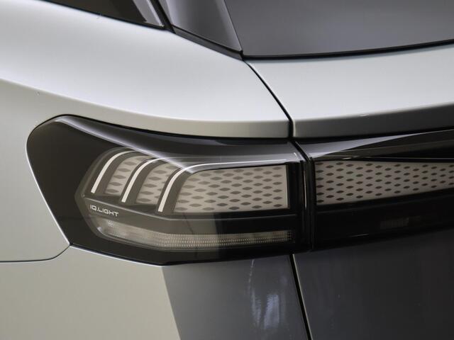 Volkswagen ID ID.7 Tourer Pro Limited Edition | Achterbank in ongelijke delen neerklapbaar incl. middenarmsteun en doorlaadmogelijkheid | Afstandscontrolesysteem (Front Assist), met voetgangers- en fietsersherkenning | Airconditioning automatisch, 2-zone (Climatronic)