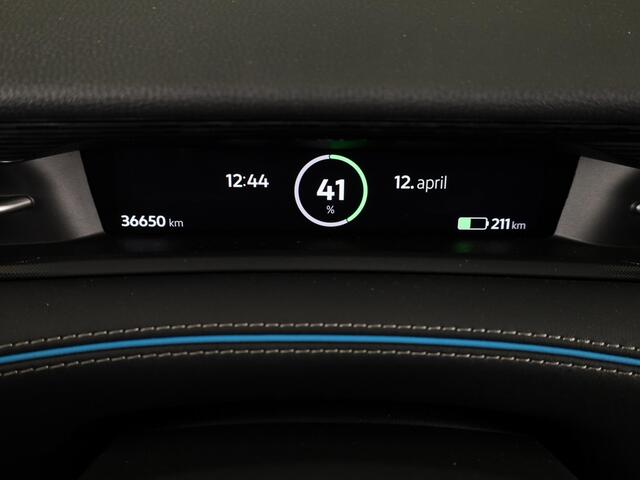 Volkswagen ID ID.7 Pro Business 77 kWh SOH 100% | 285PK | Navigatie | Camera | Elektrische klep | Warmtepomp