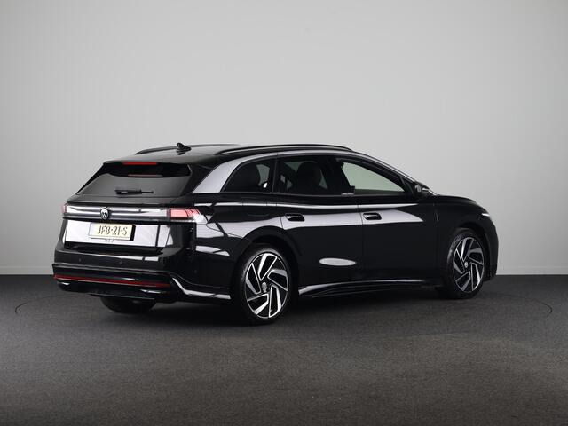 Volkswagen ID ID.7 Tourer Pro Business 77 kWh accu. 210 kW / 286 pk Variant | Camera | Elektrische stoelen | Head Up display | Elektrische achterklep |