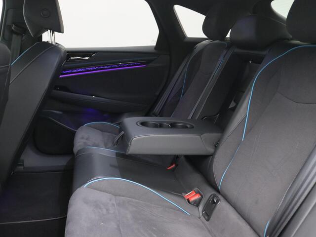 Volkswagen ID ID.7 Pro Business 77 kWh 286PK Aut. SOH 100%, 360gr. Camera, Head-Up Display, Warmtepomp, 20" LM Velgen, Keyless, Side Assist, Memorystoel