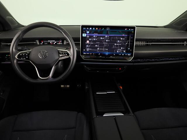 Volkswagen ID ID.7 Limited Edition Plus 77 kWh accu 210 kW / 286 PK V / Trekhaak / Massage / 360 graden / HUD