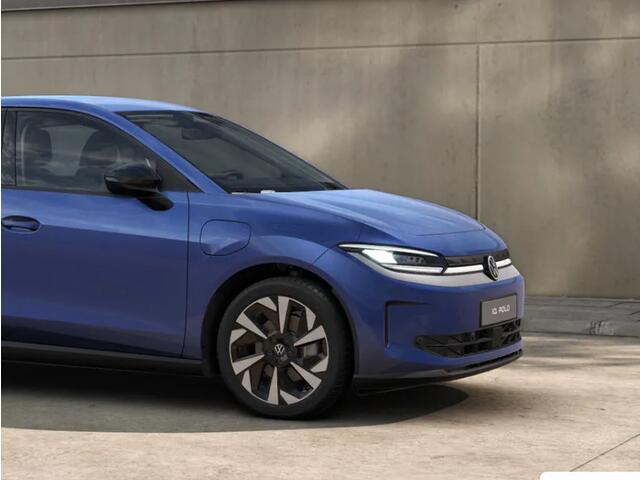 Volkswagen ID ID. Polo Life First Edition 52 kWh accu, 211 PK · Achteruitrijcamera · Draadloze telefoonlader · Stuurwiel verwarmd · Stuurwiel multifunctioneel ·