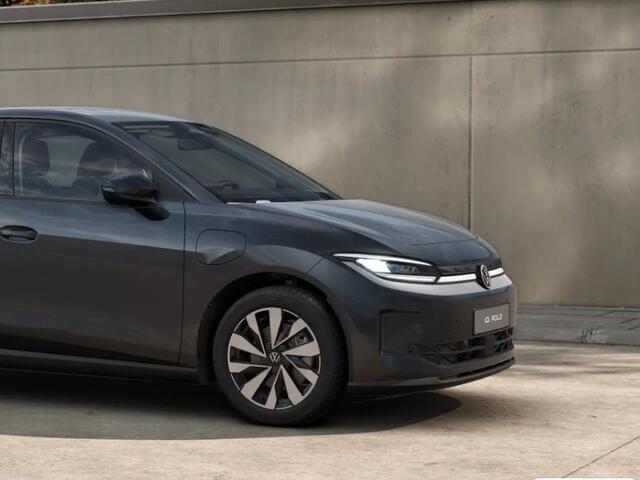 Volkswagen ID ID. Polo Life First Edition 52 kWh accu, 211 PK · Achteruitrijcamera · Draadloze telefoonlader · Stuurwiel verwarmd · Stuurwiel multifunctioneel ·