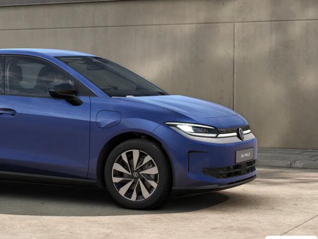 Volkswagen ID ID. Polo Life First Edition 52 kWh accu, 211 PK · Achteruitrijcamera · Draadloze telefoonlader · Stuurwiel verwarmd · Stuurwiel multifunctioneel ·