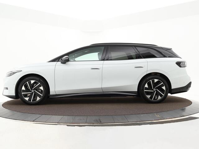 Volkswagen ID ID.7 Pro Limited Edition 77 kWh accu 286 PK · Draadloze telefoonlader · 360 camera · verwarmde voorstoelen · Voorraad OUTLET · Prijs is inclusief inruilpremie ·