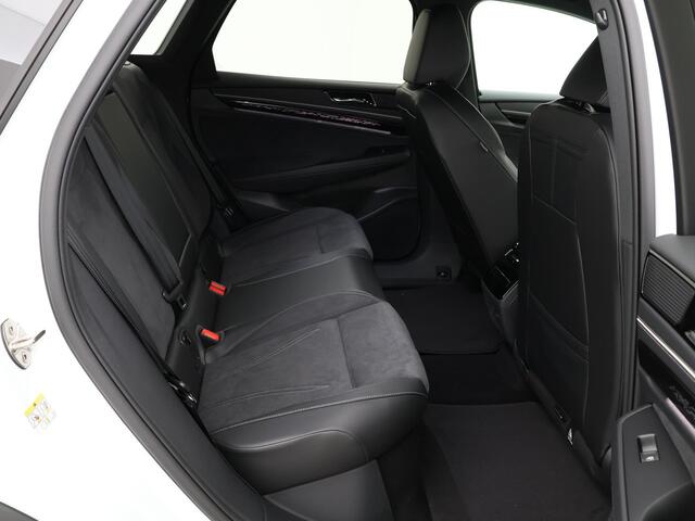 Volkswagen ID ID.7 Pro Limited Edition 77 kWh accu 286 PK · Draadloze telefoonlader · 360 camera · verwarmde voorstoelen · Voorraad OUTLET · Prijs is inclusief inruilpremie ·
