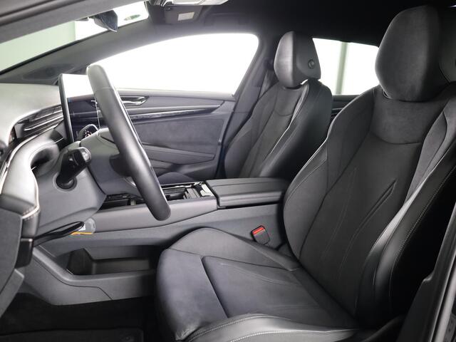 Volkswagen ID ID.7 Limited Edition Plus 77 kWh accu 210 kW / 286 PK V / Massage / Carplay / Trekhaak