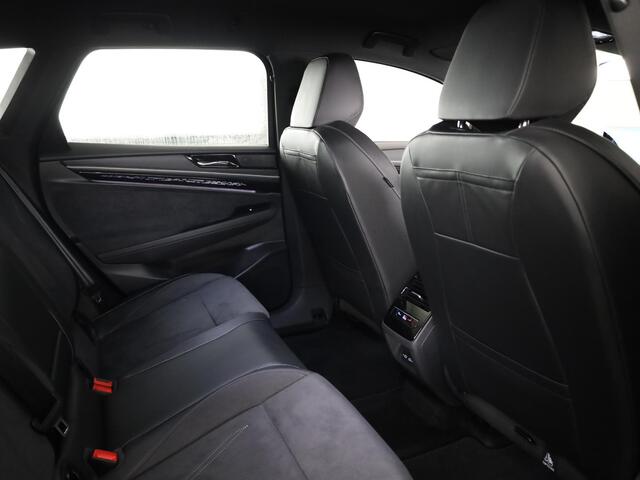 Volkswagen ID ID.7 Limited Edition Plus 77 kWh accu 210 kW / 286 PK V / Massage / Carplay / Trekhaak