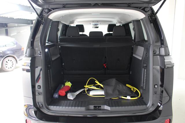 Volkswagen ID. Buzz Pro 77kWh Navigatie | Camera | Adaptive Cruise Control | Park Assist