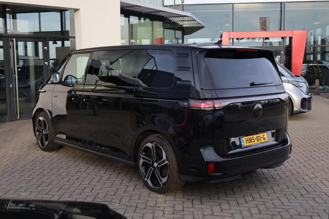 Volkswagen ID. Buzz GTX 86 kWh LWB 7p. 340PK / 250kW 4-motion, LED Matrix (IQ.Lights), warmtepomp, design pakket plus (panoramadak), assistance pakket plus (alarm, keyless start & entry, dodehoekdetectie (side assist), cruise control adaptief (acc) met Stop&Go en stuurhulp, 