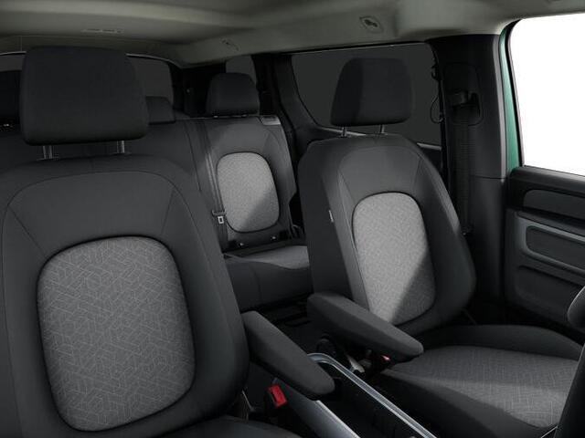 Volkswagen ID. Buzz Bedrijfswagens Pro Bulli Limited L2 210 kW (286 pk) 86 kWh RWD | 7-zits | Trekhaak | Stockton 20"lichtmetaal | Led Matrix koplampen | Alarm | Achterkep elektrisch | Wordt verwacht mei 2026 |