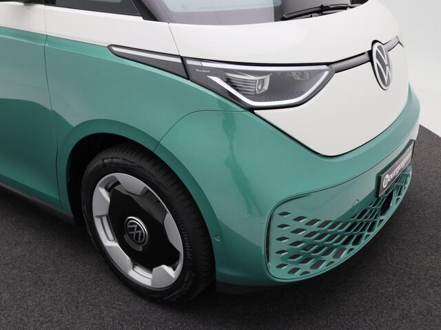 Volkswagen ID. Buzz Bedrijfswagens Pro Bulli L2 7-zits 210 kW (286 pk) 3239 mm | Trekhaak | 20"Stockton LM | Led matrix koplampen | Electrisch bedienbare achterklep |