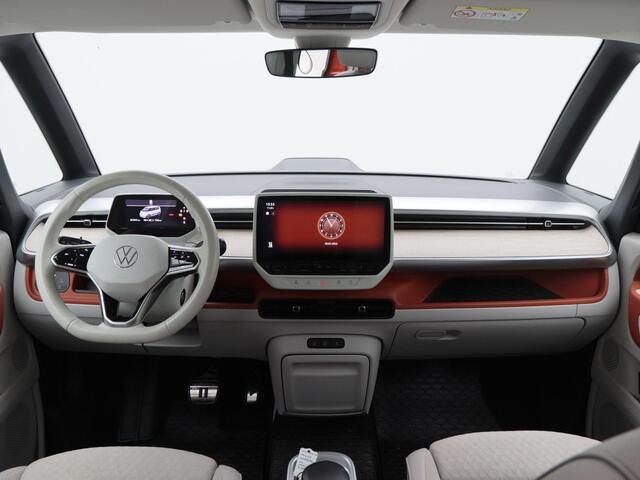 Volkswagen ID. Buzz Pro Advantage Automaat 77 kWh 204 Pk | Trekhaak | 360° Camera | Full LED | Adaptive Cruise | 21 inch | 56341 Km !!