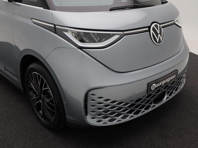 Volkswagen ID. Buzz Pro Limited Edition 210kW/286pk L1 79kWh | Lichtmetalen velgen 20" | Alarm | Achteruitrijcamera | Stoelverwarming | Stuurwiel verwarming | Privacyglass | Beschikbaar vanaf 15-06 |