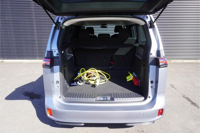 Volkswagen ID. Buzz Icl. BTW Pro 77kWh 5 persoons 2x Schuifdeur Apple Carplay Parkeersensoren IQ Light Navigatie 19" Velgen Cruise control