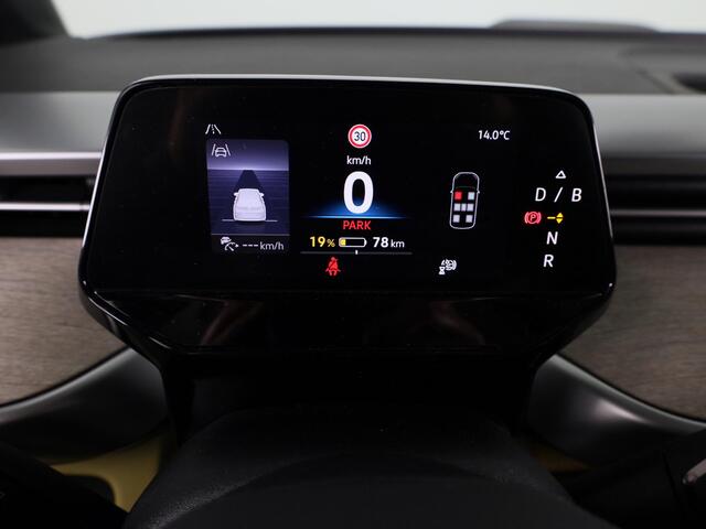 Volkswagen ID. Buzz Pro 86 kWh LWB 7p. 286 pk | SoH 96,36% |Navigatie | Panoramadak | Trekhaak (wegklapbaar) | Parkeersensoren (Park assist) | Rondomzicht camera | Elektr. schuifdeuren | Stoelverwarming |