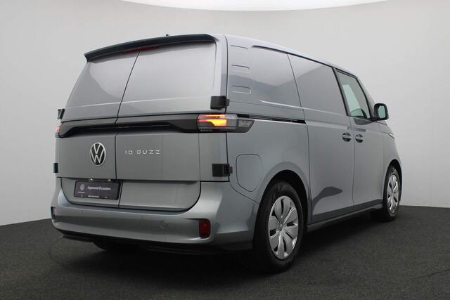 Volkswagen ID. Buzz Cargo 77 kWh 204PK | Trekhaak | 3-zits | Stoelverwarming | Camera | Standkachel | ACC | Apple Carplay / Android Auto