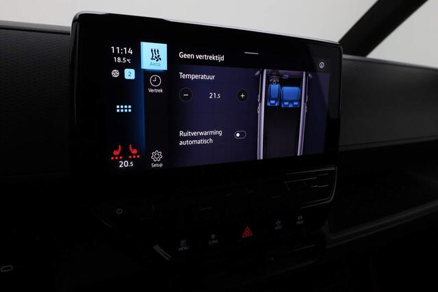Volkswagen ID. Buzz Cargo 77 kWh 204PK | Trekhaak | 3-zits | Stoelverwarming | Camera | Standkachel | ACC | Apple Carplay / Android Auto