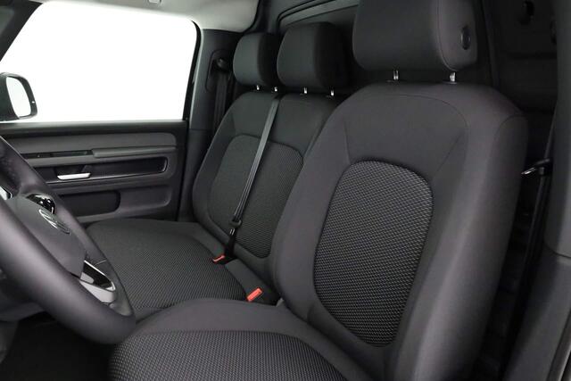 Volkswagen ID. Buzz Cargo Bedrijfswagens 286PK Economy Business 210 kW | Camera | Trekhaak | LED | Verwarmbare voorruit | Zijschuifdeur rechts