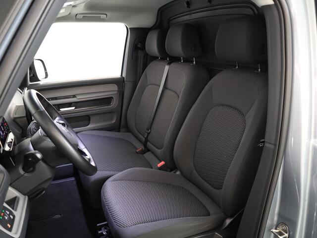 Volkswagen ID. Buzz Cargo 77 kWh 204 pk | Navigatie via App | Elektr. trekhaak | Parkeersensoren | Achteruitrijcamera | Stoelverwarming |