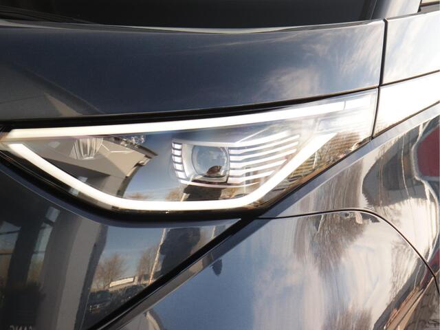 Volkswagen ID. Buzz Cargo 77 kWh 204pk | LED Matrix | Wegklapbare trekhaak | Achteruitrijcamera | Stoelverwarming | App-connect |