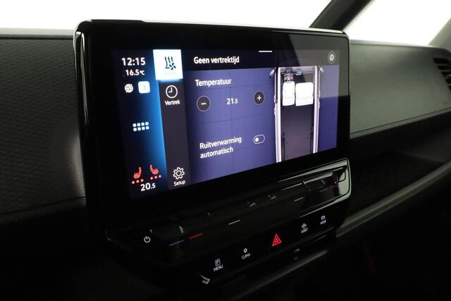 Volkswagen ID. Buzz Cargo 77 kWh 204PK | Trekhaak | 3-zits | Camera | Stoelverwarming | ACC | Verwarmbare voorruit