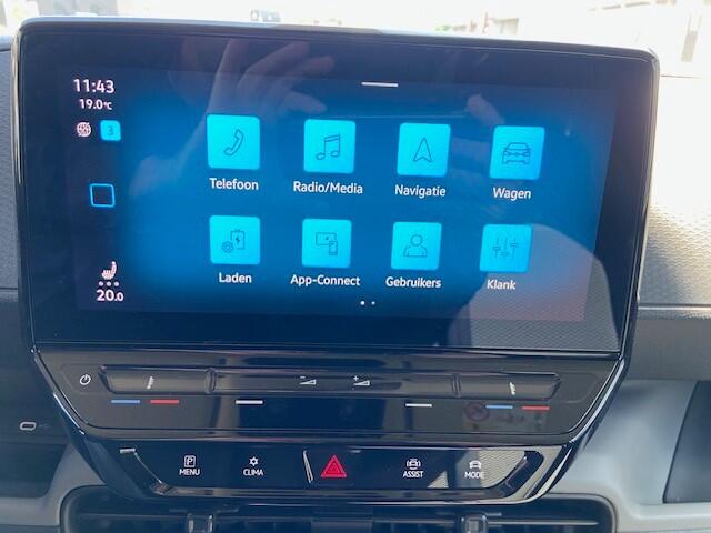 Volkswagen ID. Buzz Cargo 77 kWh / Adaptive Cruise control / Trekhaak zwenkbaar / App-Connect